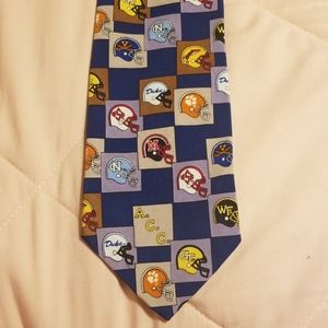 American Classic vintage NCAA football tie